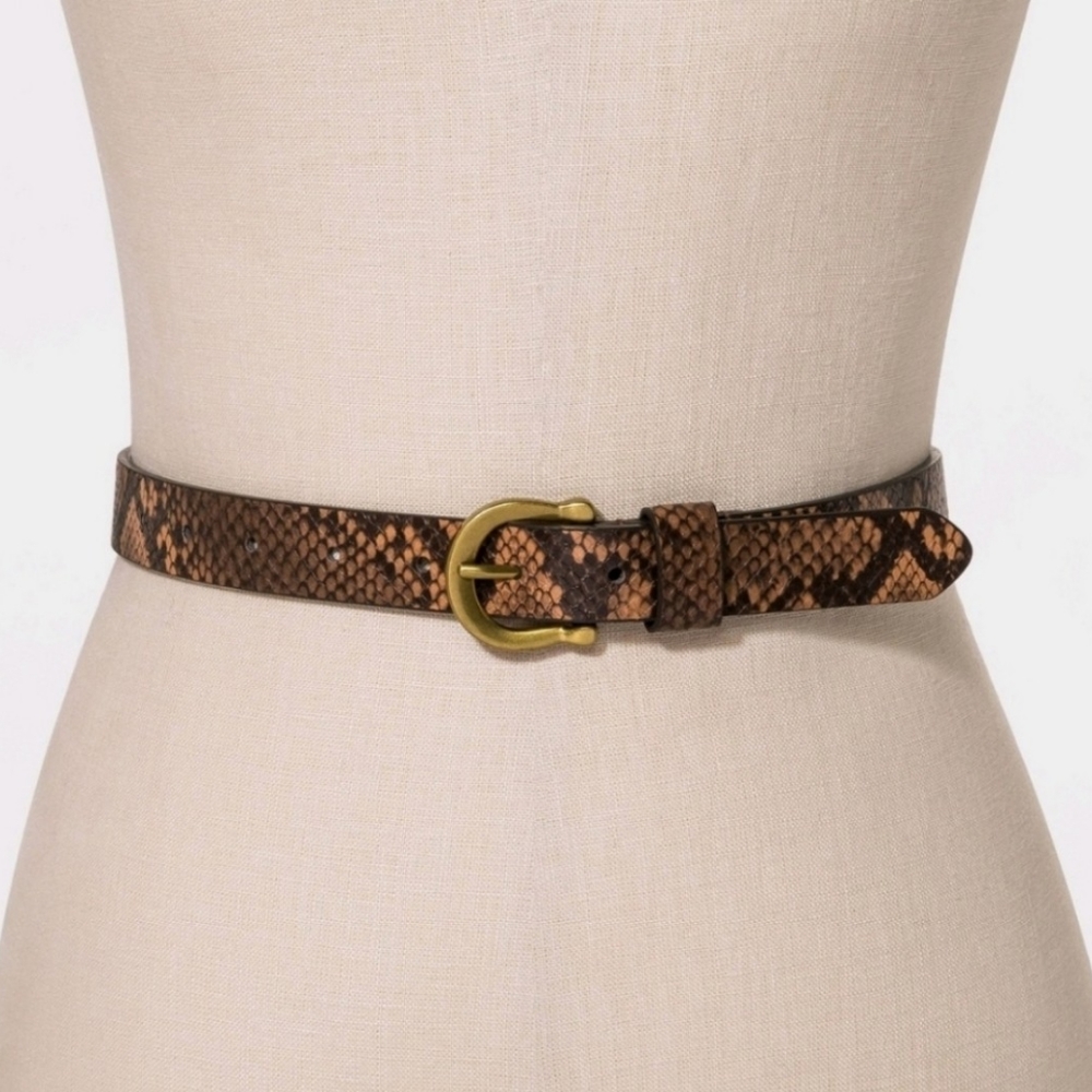 🌕 NWT Horeshoe Snake Print Belt Universal Thread - Medium